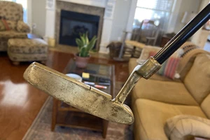Brass Finish Blade Putter⛳ with Rear Flange RH Graphite Shaft ~35.5" - Picture 1 of 7
