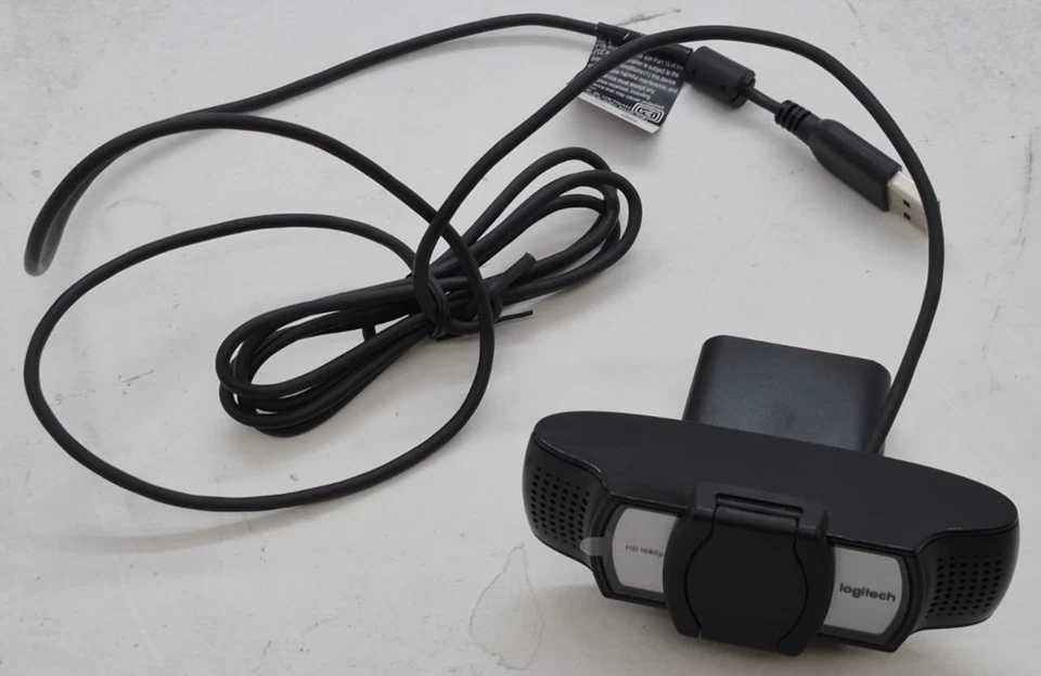 Logitech V-U0031 1080p Full HD Wide-Angle Lens USB Webcam W/ Shutter - Image 1 of 4