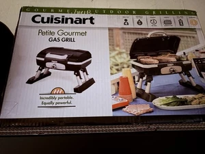 Cuisinart Petite Gourmet Portable Gas Grill Tabletop BBQ Tailgate 5,500 BTU NEW - Picture 1 of 3