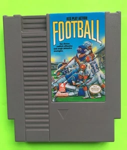 Nintendo NES Play Action Football EXCELLENT CONDITION Tested and Cleaned - Imagen 1 de 9