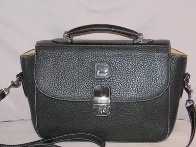 De colección Dooney & Bourke Cuero Guijarro Negro Púrpura Foto 1 de 4