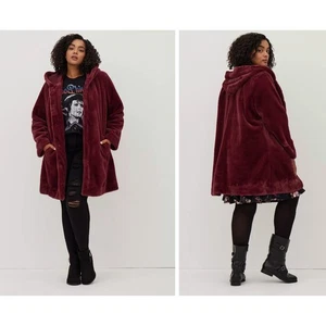 Abrigo de piel sintética tórrido rojo Zinfandel para mujer 1X ropa exterior de felpa de invierno - Imagen 1 de 9