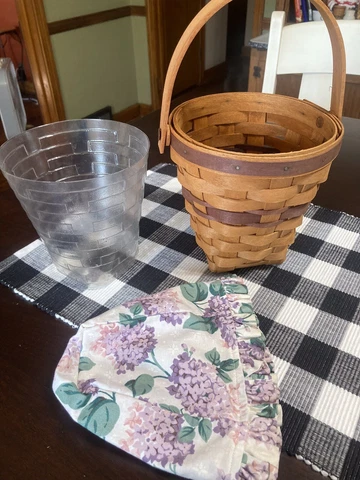 Longaberger 1994 May Series Lilac Basket W/ Liner And Protector Cover