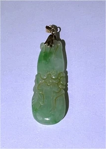 Pedante in giada intagliata verde 14K usato - Foto 1 di 5