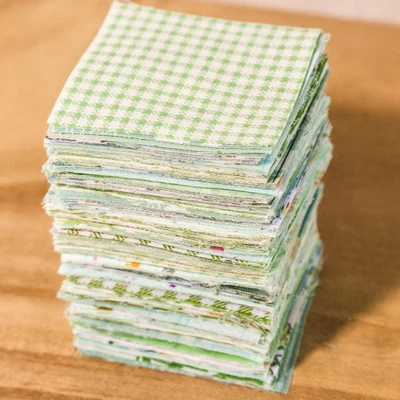 300 Mini Charm Green Floral Cotton Fabric Precut Squares Patchwork Quilting DIY - Image 1 of 4