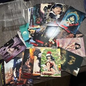 Lot 50 Topps 95 Vampirella Trading Cards  - Bild 1 von 3