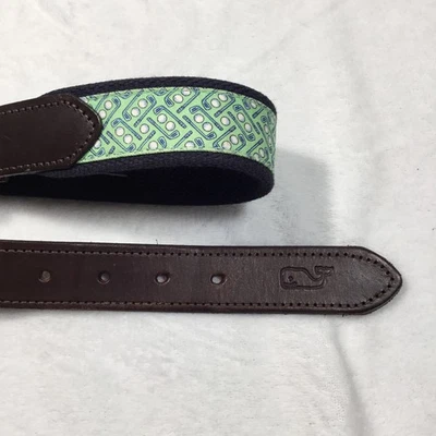 Cinturón de golf Vineyard Vines para hombre 32 pelotas/clubes de golf verdes cuero marrón latón divertido Foto 1 de 4