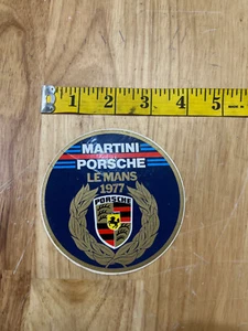 VINTAGE 1977 LeMANS PORSCHE MARTINI RACING STICKER OLD DECAL 936 Jacky Ickx 24H - Foto 1 di 1