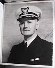 Photo portrait de studio de la Seconde Guerre mondiale signée Comdr S.B. Johnson US Coast Guard 1945 8x10