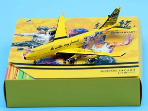 Modelo de avión diecast JC Wings 1:400 ATC40009 Bruce Lee 80o Boeing b747-400 - Imagen 1 de 12