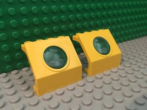 2X LEGO gelbe Platte 4x3x3 mit Bullaugenfenster 6442, 6441, 6560 Sub #30080 - Bild 1 von 2