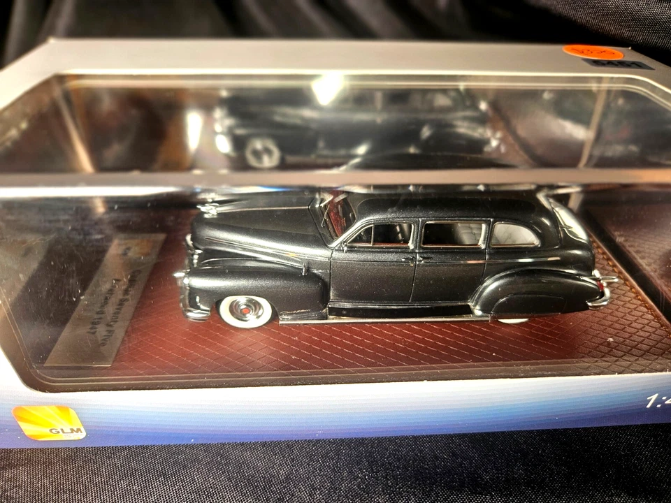 RARO GLM 1947 Cadillac Seventy Five Fleetwood Gris Escala 1:43 Inv. #5451 Foto 1 de 4