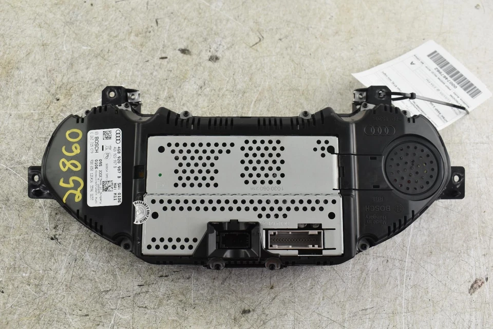 Medidor de velocímetro usado se adapta a: Audi A7 Cluster MPH 2016 con opción de crucero adaptativa 8T4 Foto 1 de 4