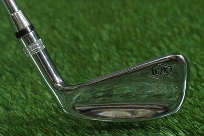 WILSON X31 6 IRON POWER GROOVE PLUS REGULAR FLEX FLUTED STEEL SHAFT RH ~ LOOK!! - Image 1 of 4