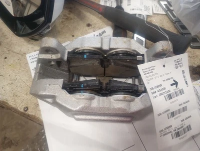 Passenger Right Front Caliper 13545383 Fits 19-25 Sierra 1500 3091572 - Image 1 of 4