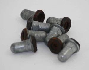 Tuercas de lámpara marcadoras laterales Cuda 1970-71 nuevas - Imagen 1 de 1