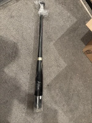 BATE FIRMADO POR TYLER AUSTIN - CERTIFICADO PSA Foto 1 de 4