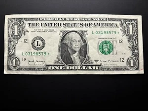 2017 A Series One Dollar Bill STAR NOTE L(03198579*) - Picture 1 of 4