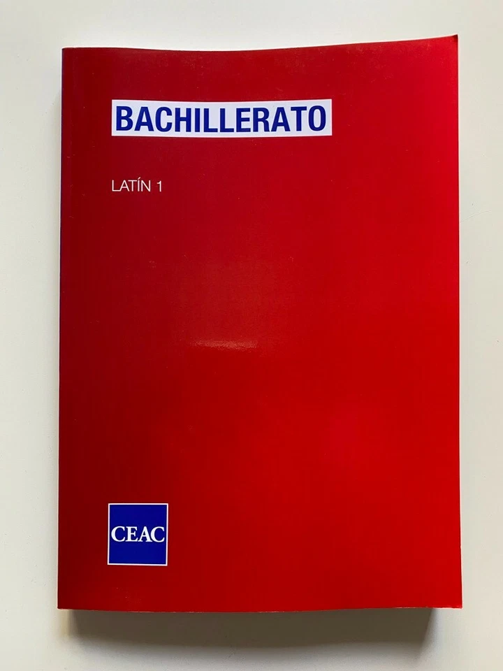 2 LIBROS DE LATÍN  - libros del curso de CEAC bachillerato  - Imagen 1 de 2