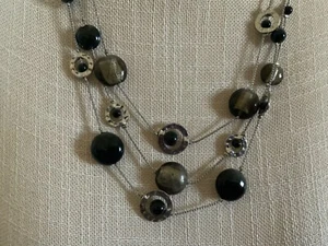 ๐ธ Ladies Silver Triple Strand Black Brown Glass Bead Necklace (N10) NWOT ๐ธ - Picture 1 of 7