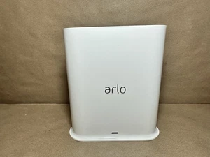 Estación Base Hub Inteligente Arlo Ultra VMB5000 | Blanca | *Solo Dispositivo* - Imagen 1 de 4