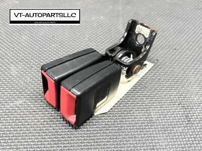 ⭐️Hebilla de cinturón de seguridad lateral derecho centro trasero BMW X4 F26 2015-2018 FABRICANTE DE EQUIPOS ORIGINALES Foto 1 de 4