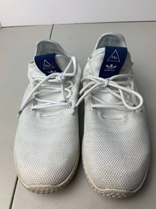 white pharrell williams shoes