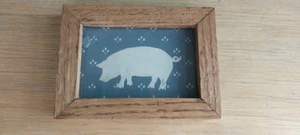 Schwein Papier geschnitten Kunst von Elaine Hutchinson signiert 3 cm hoch und 4 cm breit - Bild 1 von 8