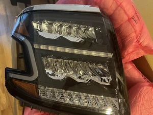 2015-2020 Chevrolet Tahoe/ Suburban Right Passenger , LED Headlight & Assembly - Picture 1 of 5