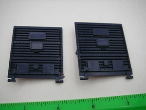 Lionel 600-9229-012 Express Mail Operating box car DOOR ONLY, NOS, EXC+, ONE Pc - Picture 1 of 4
