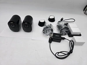 Arlo Ultra VMC5040 4K Ultra HD Wire-Free  Camera w/Battery & Mount (Lot Of 2) - Picture 1 of 9