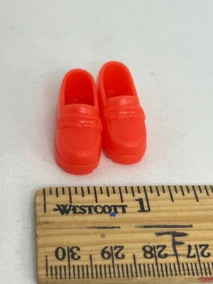 美泰芭比娃娃鞋 ~ 复古红色便士鞋 休闲鞋 90 年代 — 第 1/4 张图片