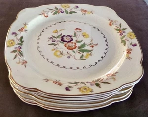 Paden City Pottery Set of Seven 8" Square Buttercup Plates - Picture 1 of 1