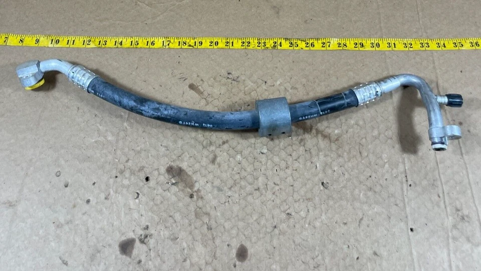 2011-2013 BMW 328I TUBO MANGUEIRA DE SUCÇÃO AR CONDICIONADO TUBULAÇÃO FABRICANTE DE EQUIPAMENTO ORIGINAL. - Imagem 1 de 4