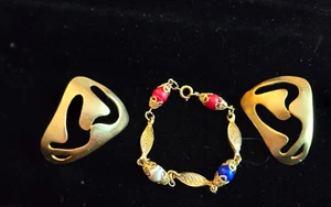 Vintage 1970er Modernist Goldton DURCHBOHRT Ohrringe Armband SET NEIMAN MARCUS - Bild 1 von 3