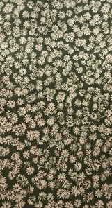 Four & 7/8 Yards Green Flowered Flannel 100% Cotton - Picture 1 of 2