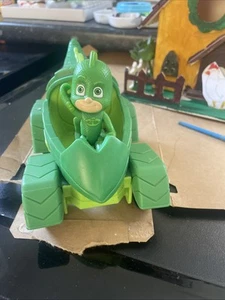 PJ Mask Gekko Action Figure And Motor Vehicle - Picture 1 of 4