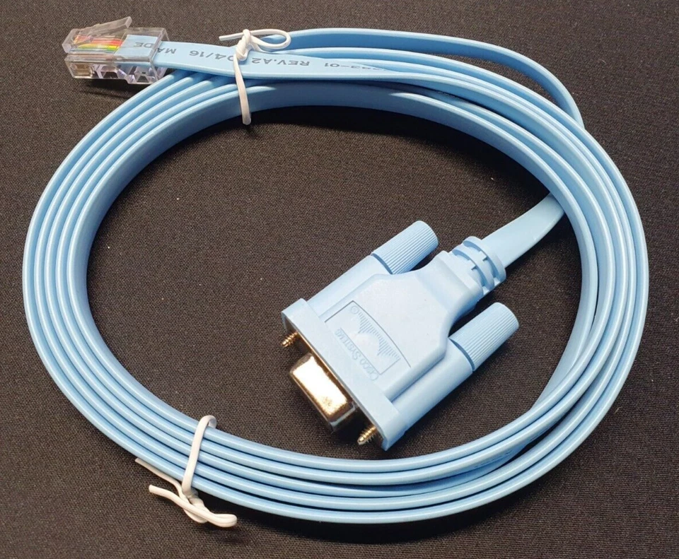Cisco Konsolenkabel DB9 Buchse auf RJ-45 Stecker 72-3383 Console Cable Switch - Bild 1 von 2