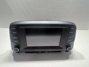 2018-2023 HYUNDAI KONA DASH RADIO RECEIVER MEDIA INTERFACE DISPLAY SCREEN OEM - Picture 1 of 12