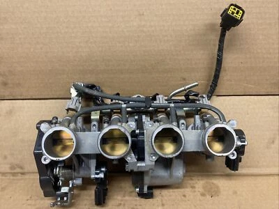2015 Yamaha YZF R6r, Throttle bodies, fuel injectors #111722 - Image 1 of 4