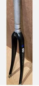 Trek Air Rail OD 700C road bicycle fork carbon legs w/ 228mm steerer 5200 5500 - Picture 1 of 6