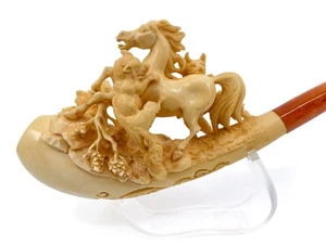 S. Yanik Meerschaum Pipe – "Wolves Atacking a Horse" Museum-Quality Hand-Carved - Picture 1 of 15