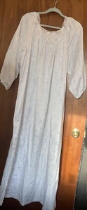 Deidre Night Gown Women’s M White Purple Blue Floral Classic Evening Maxi USA - Picture 1 of 9