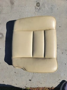 MERCEDES W126 C126 SEC COUPE REAR RIGHT SIDE LOWER SEAT TAN - Bild 1 von 6
