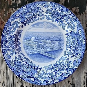 1930 Massachusetts institute of technology Main Educational Bldin Wedgwood Plate - Picture 1 of 13