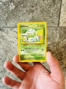 Bulbasaur Base Set Unlimited 44/102 Pokemon TCG WOTC - Picture 1 of 2