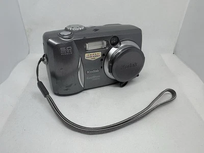 Kodak EasyShare DX4530 5MP Digital Camera Gray Please Read Stiff Power C15 - Image 1 of 4