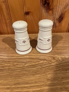 Longaberger Pottery Salt & Pepper Shakers Classic Red Excellent Condition L@@K - Picture 1 of 1