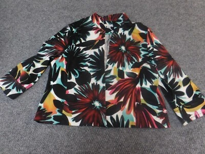 Chaqueta para mujer Erin London PXL Petites gancho floral negra Foto 1 de 4