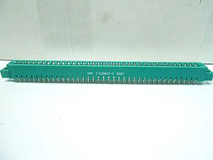 3-530655 AMP INC. RECEPTACLE CONNECTOR, NEW OLD STOCK - Picture 1 of 6